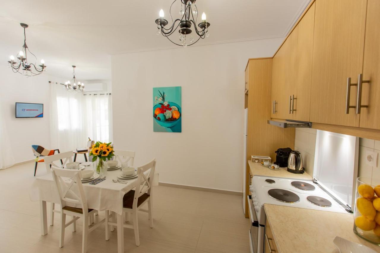 Costos Condos New 10A 1 Bedroom Nafpaktos Luaran gambar